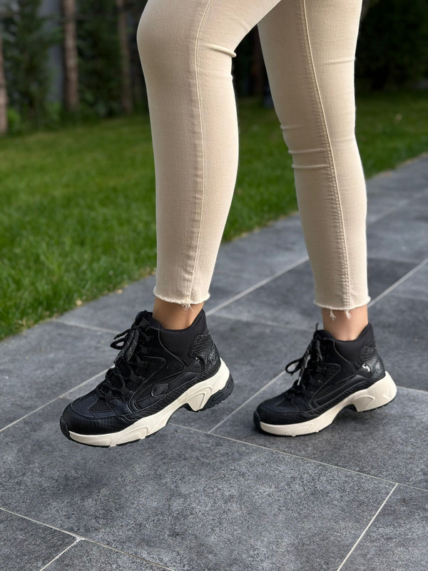 Siyah Kroko Bağcıklı Kadın Günlük Bot