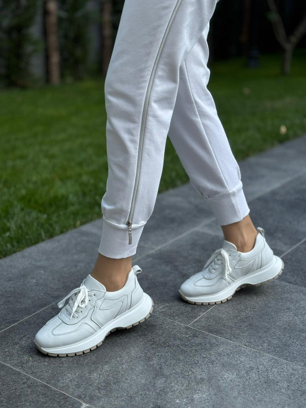 Beyaz Deri Bağcıklı Kadın Günlük Spor Ayakkabı