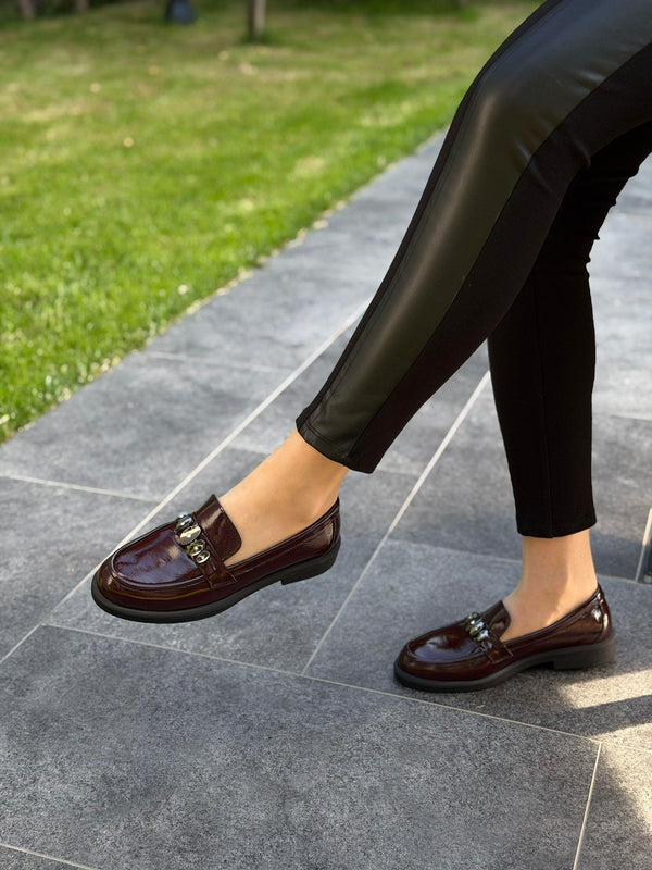 Bordo Rugan Deri Tokalı Kadın Günlük Ayakkabı