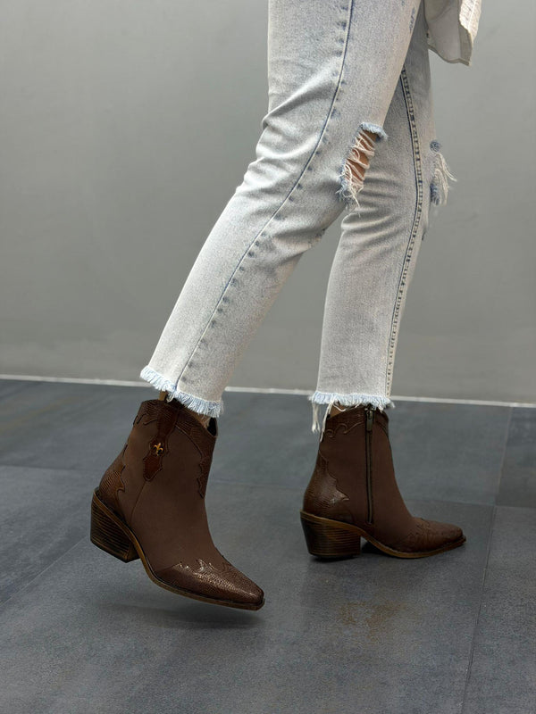 Diva Kahve Süet Kadın Günlük Bot