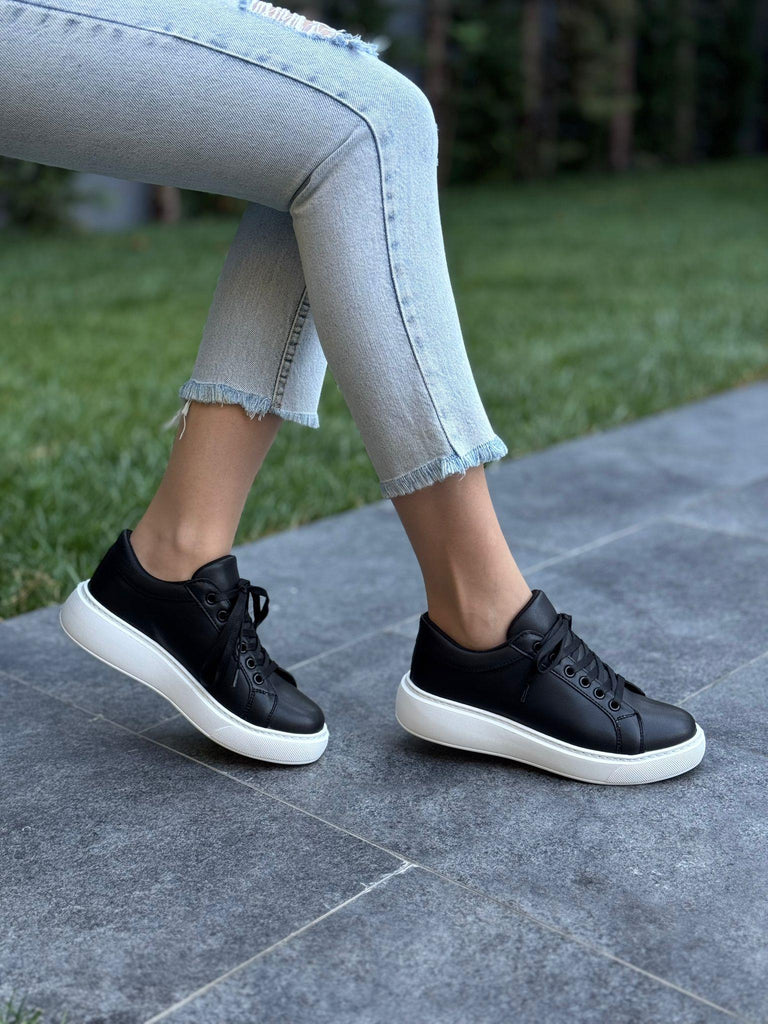 Diva Siyah Beyaz Günlük Spor Ayakkabı