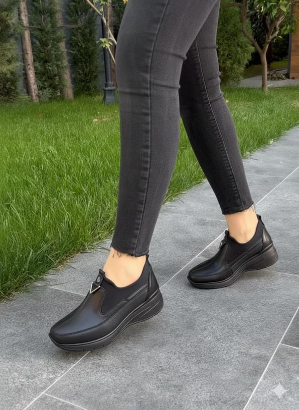 Diva Siyah Dolgu Likralı Kadın Günlük Ayakkabı