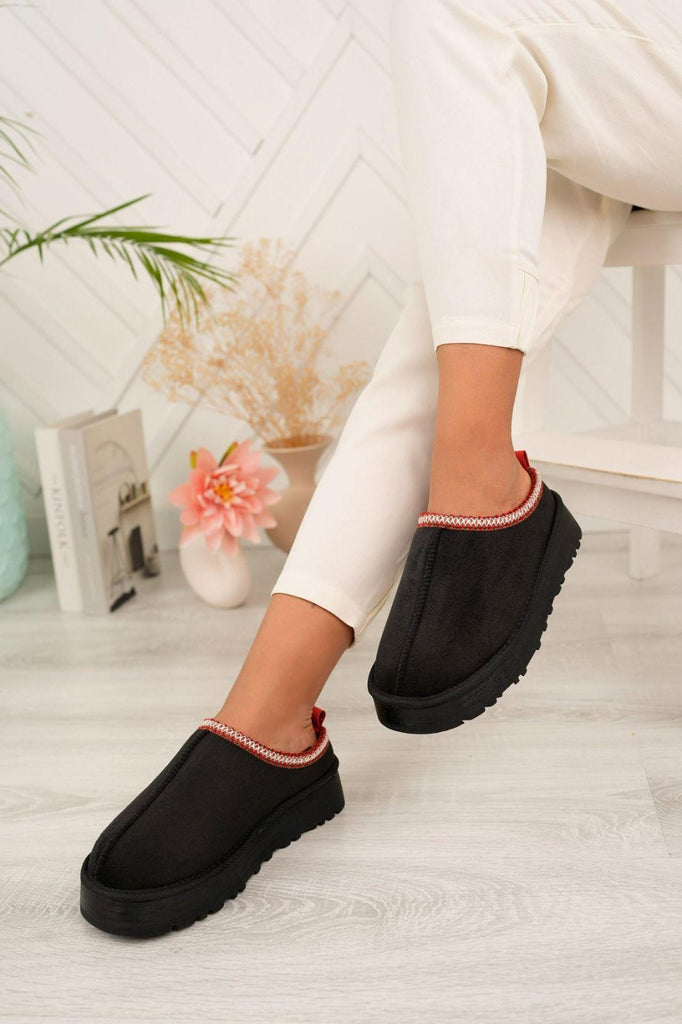 Diva Siyah Süet Yünlü Kadın Günlük Terlik