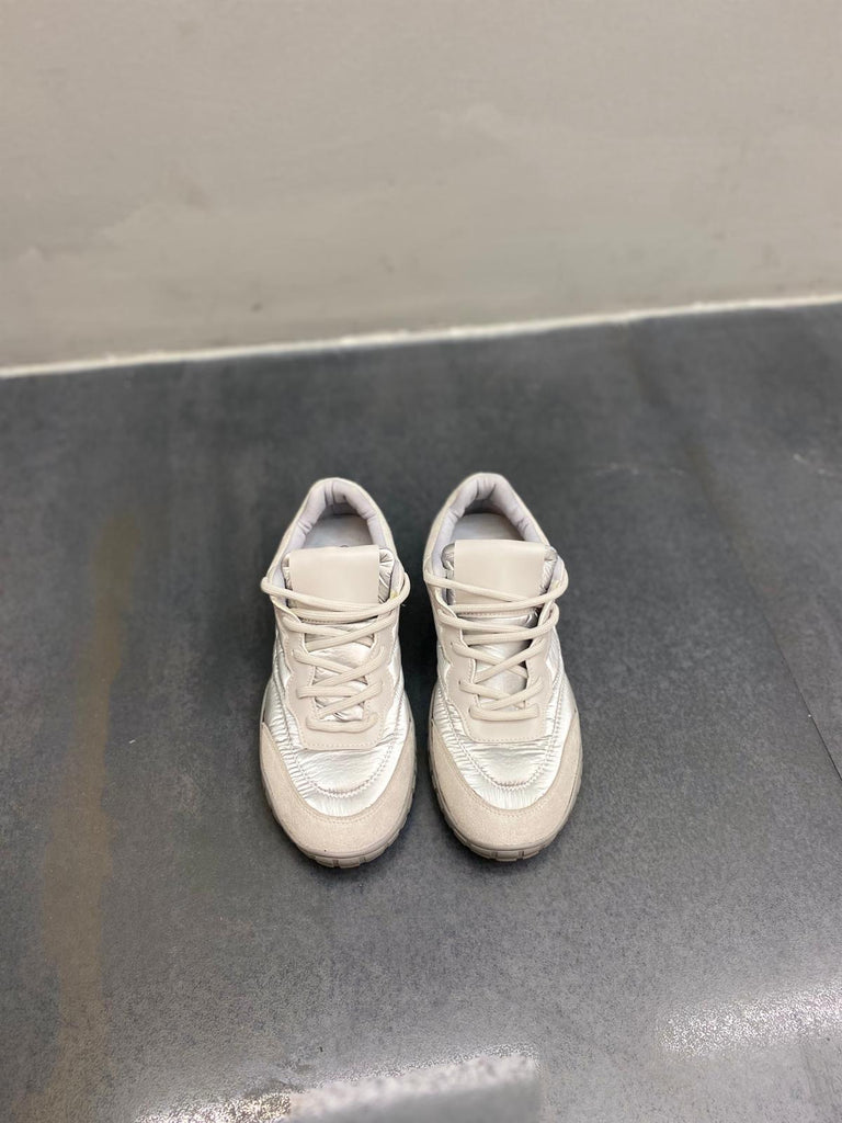 Gümüş Paraşüt Kumaş Kadın Günlük Spor