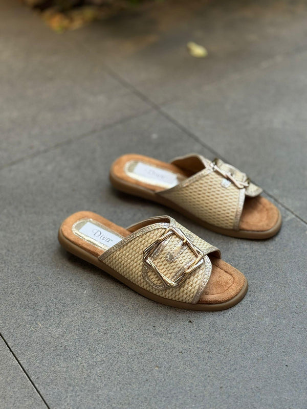 Hasır Krem Tokalı Kadın Günlük Terlik