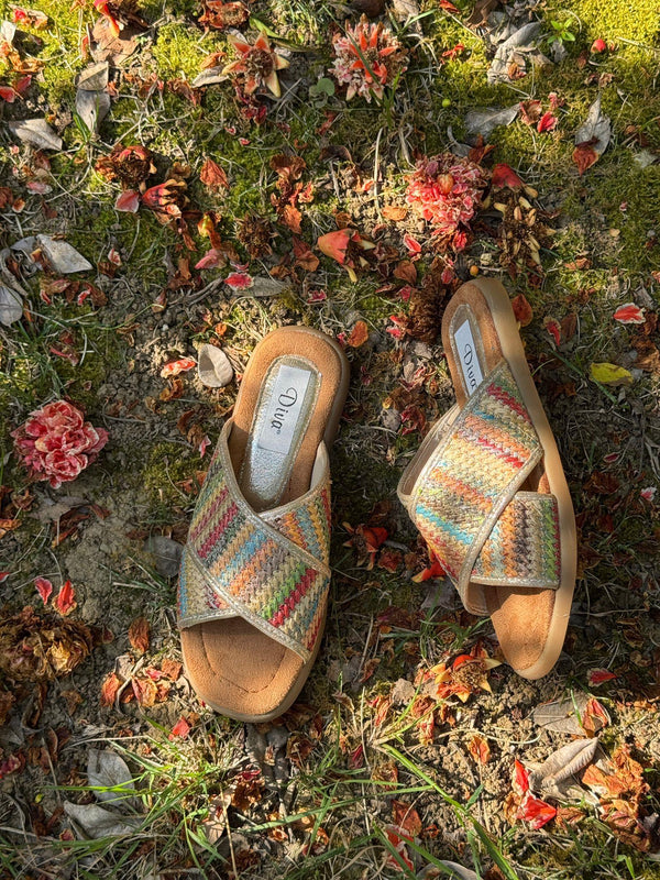 Hasır Multi Çapraz Bantlı Kadın Günlük Terlik