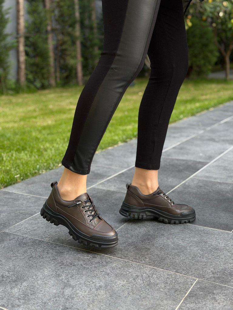 Kahve Deri Bağcıklı Kadın Günlük Ayakkabı