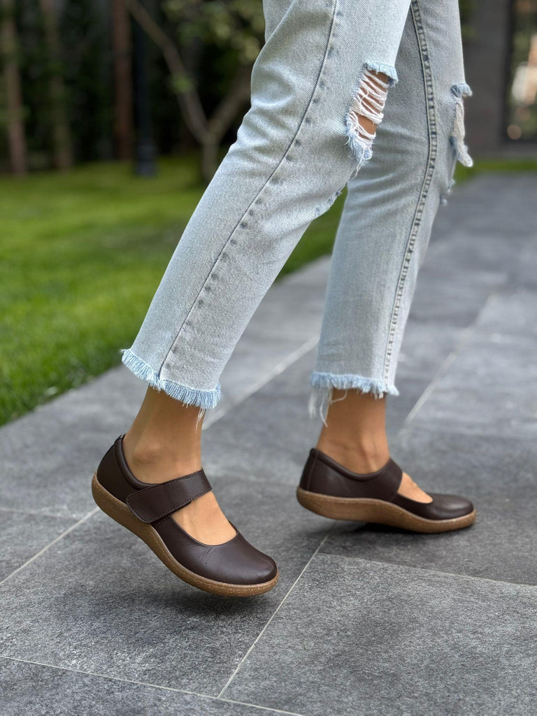 Kahve Deri Bantlı Kadın Günlük Ayakkabı