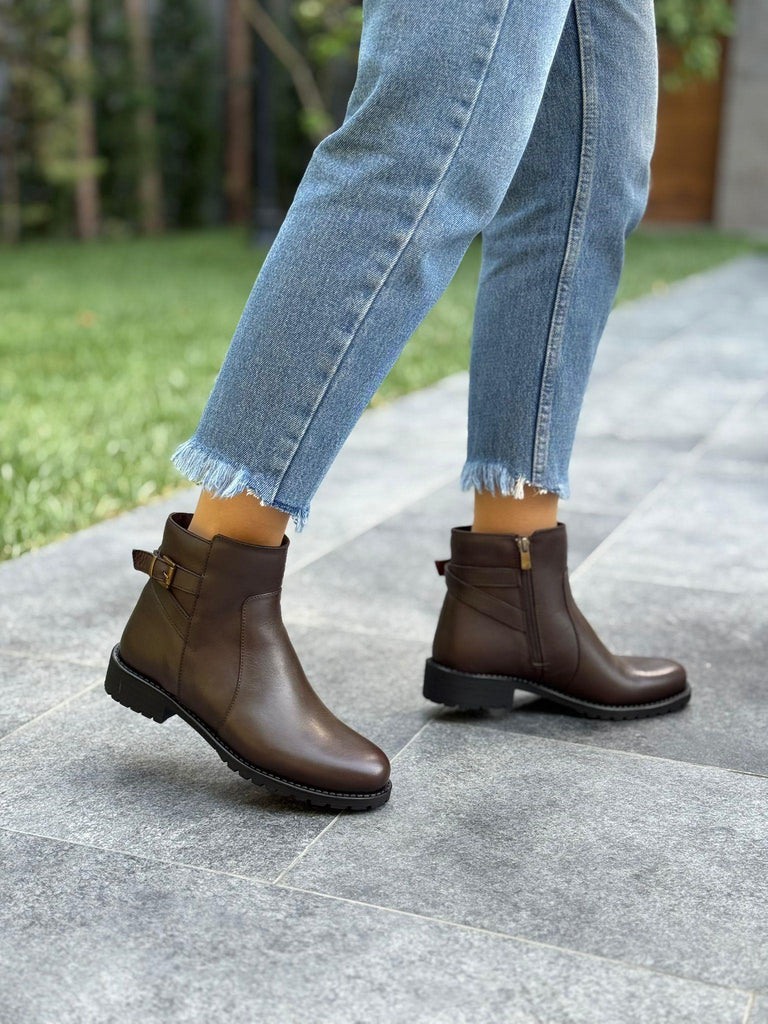 Kahve Deri Kemerli Kadın Günlük Bot