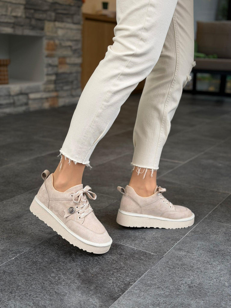 Krem Süet Bağcıklı Kadın Günlük Ayakkabı