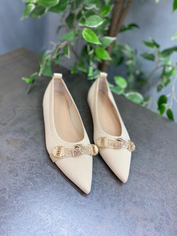 Krem Taşlı Fiyonklu Kadın Günlük Babet