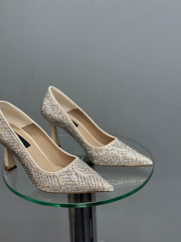 Krem Taşlı Topuklu Kadın Ayakkabı