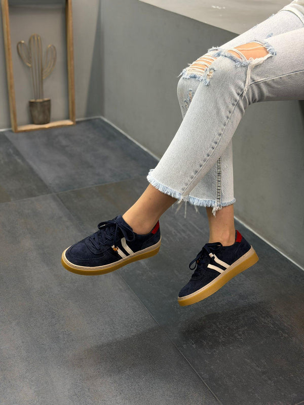 Lacivert Süet Deri Bağcıklı Kadın Günlük Spor