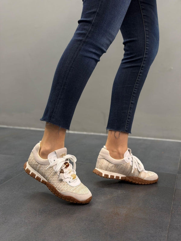 LİYA Beyaz Örgü Kumaş Bağcıklı Kadın Spor