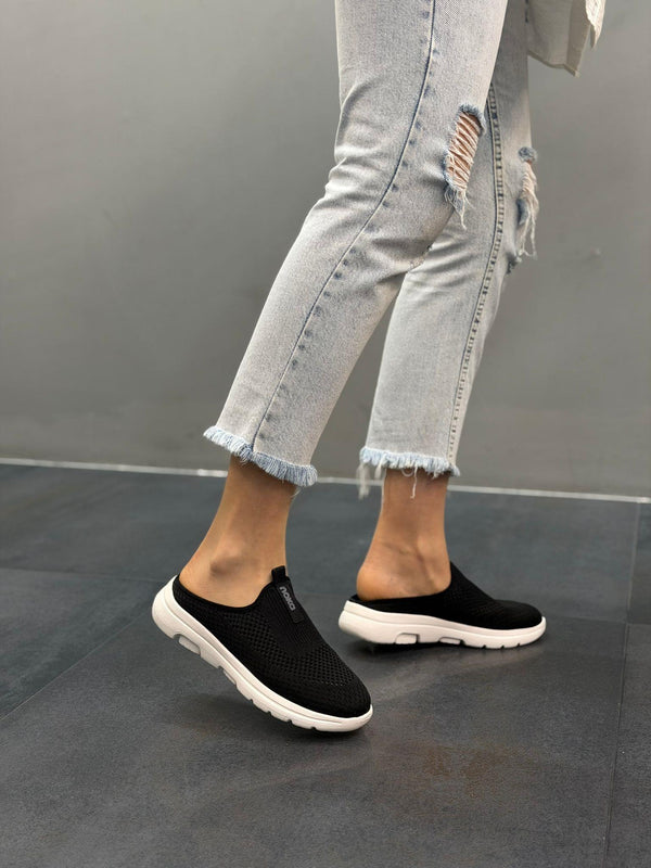 NİNA Siyah Ortopedik Fileli Yazlık Kadın Terlik