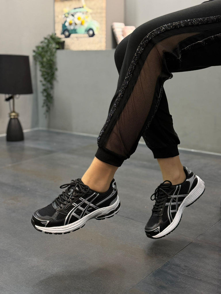 NORA Siyah Beyaz Yazlık Kadın Günlük Spor