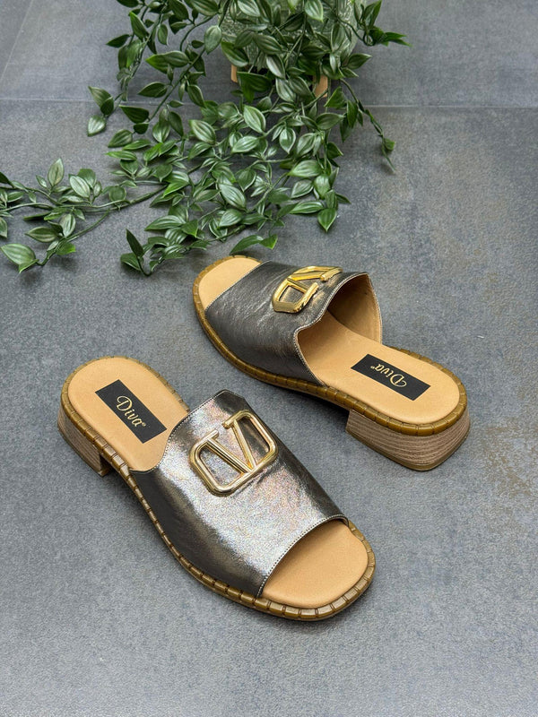 Platin Deri Tokalı Ortopedik Kadın Günlük Terlik