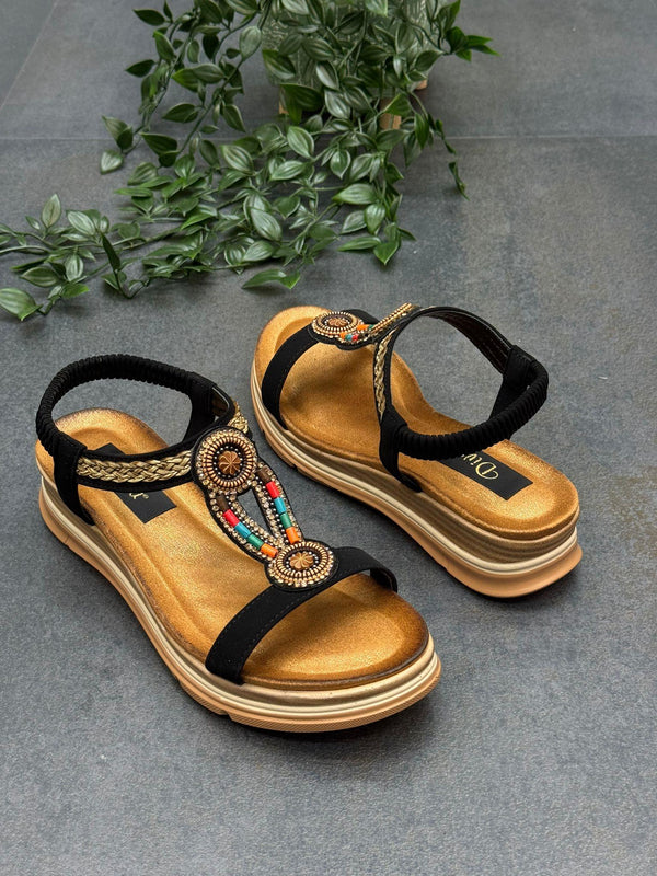 Siyah Antik Taşlı Kadın Günlük Sandalet