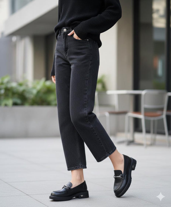 Siyah Cilt Taşlı Kadın Günlük Ayakkabı