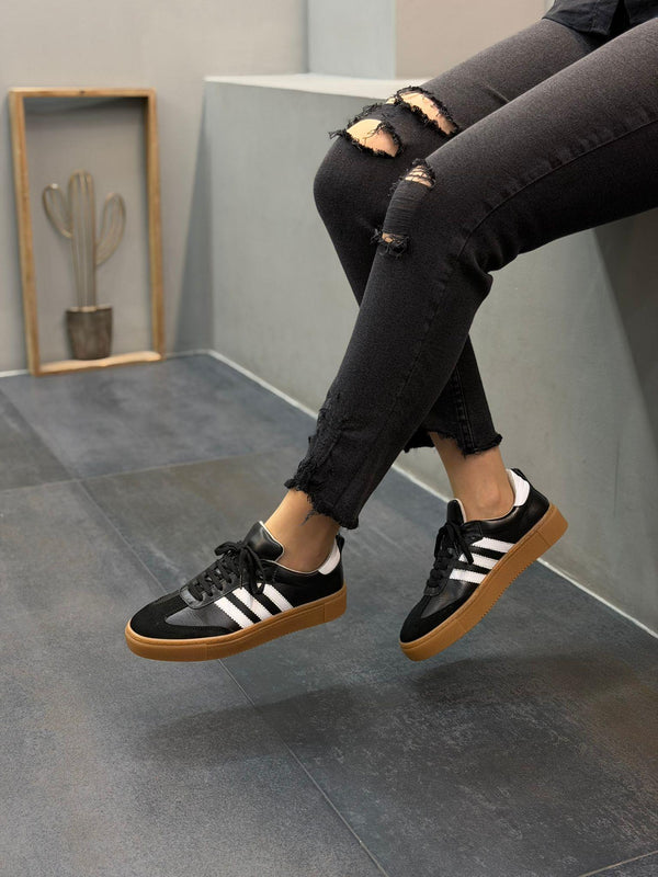 Siyah Deri Kadın Günlük Spor Ayakkabı