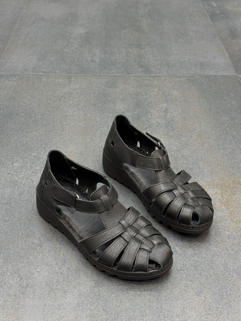 Siyah Deri Kafesli Kadın Günlük Ayakkabı