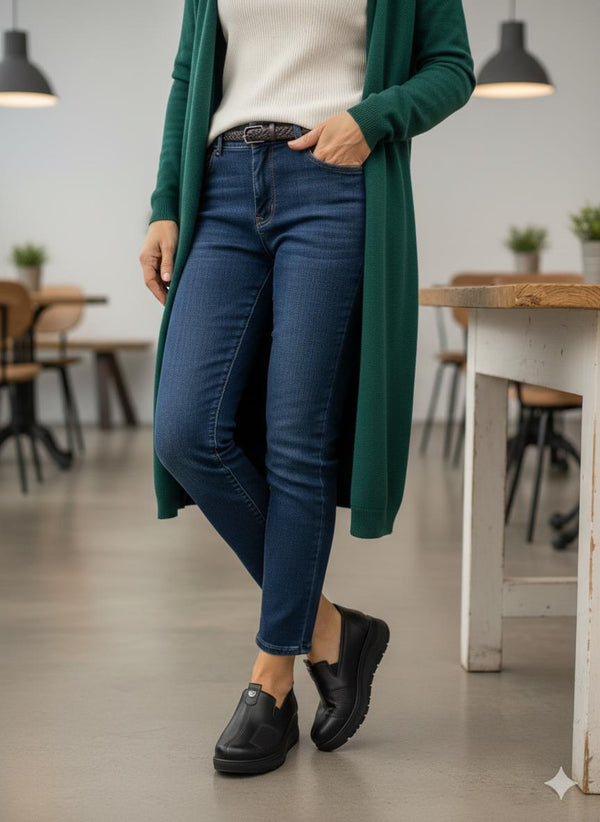 Siyah Deri Ortopedik Kadın Günlük Ayakkabı