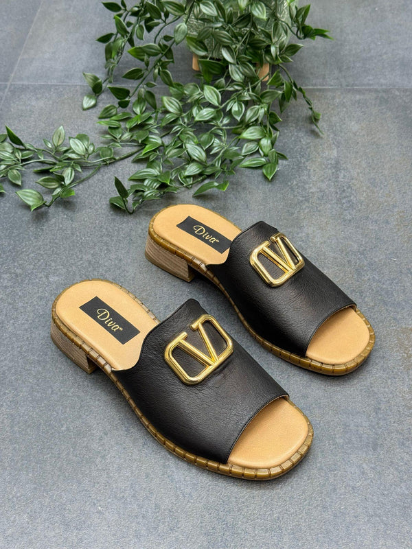 Siyah Deri Tokalı Ortopedik Kadın Günlük Terlik