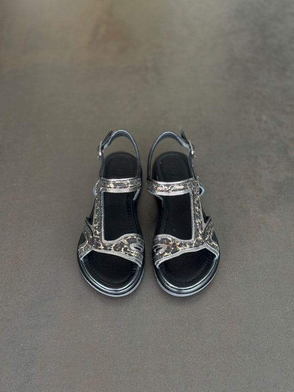 Siyah Platin Deri Ortopedik Sandalet