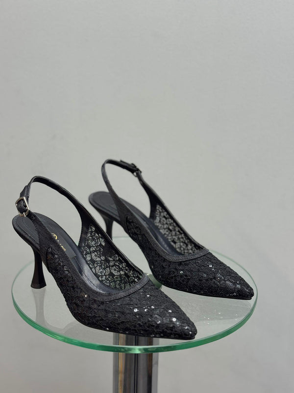 Siyah Pullu File Topuklu Kadın Ayakkabı