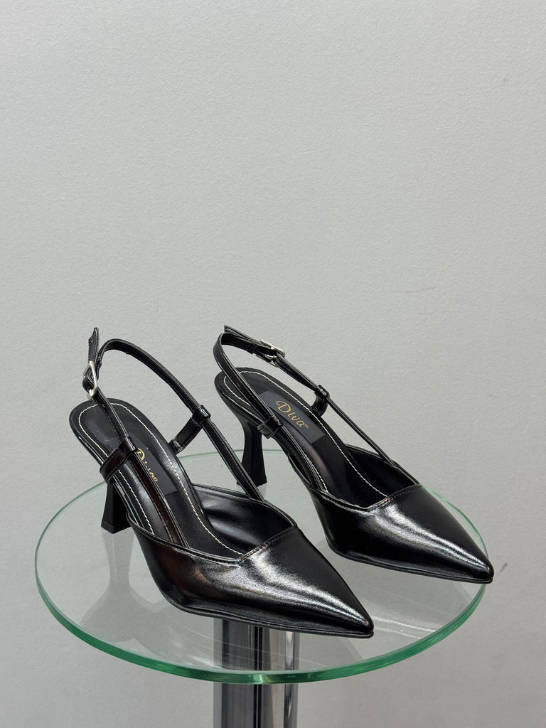 Siyah Rugan İnce Topuklu Kadın Ayakkabı