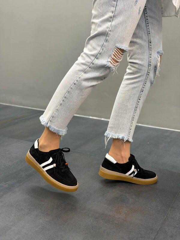 Siyah Süet Deri Bağcıklı Kadın Günlük Spor