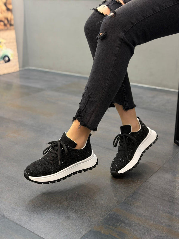 Siyah Taşlı Kadın Günlük Spor Ayakkabı