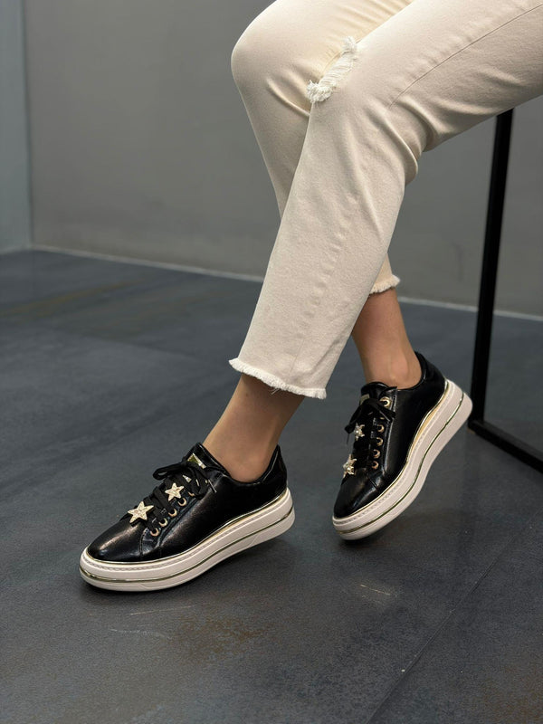 Siyah Yıldız Taşlı Kadın Günlük Spor Ayakkabı