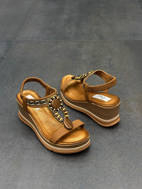 Taba Antik Taşlı Dolgu Kadın Günlük Sandalet