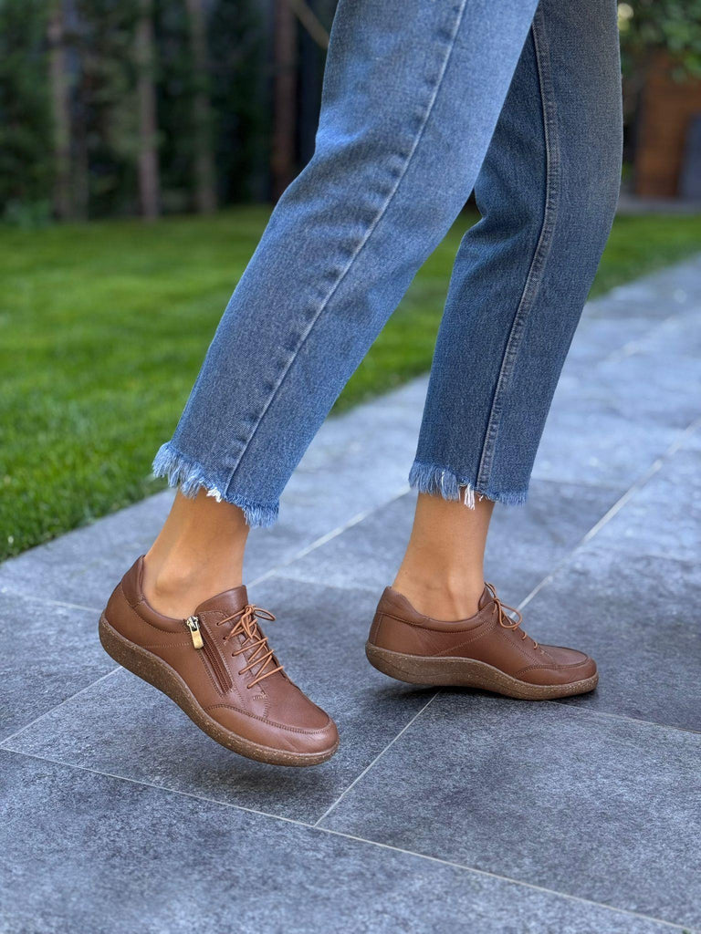 Taba Deri Lastikli Fermuarlı Kadın Günlük Ayakkabı