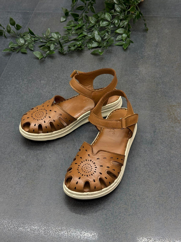 Taba Deri Ortopedik Kapalı Kadın Günlük Sandalet