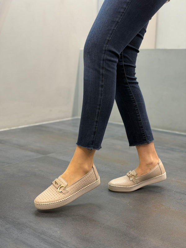 Vizon Deri Lazerli Tokalı Kadın Günlük Ayakkabı