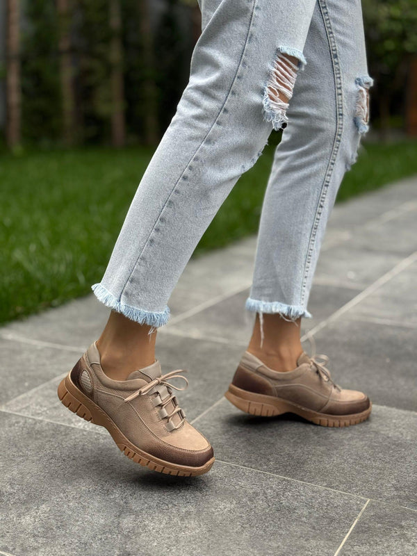 Vizon Deri Ortopedik Kadın Günlük Ayakkabı